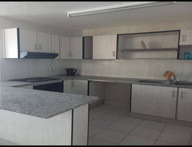 2 BEDROOM APARTMENT FOR SALE IN WARNER BEACH